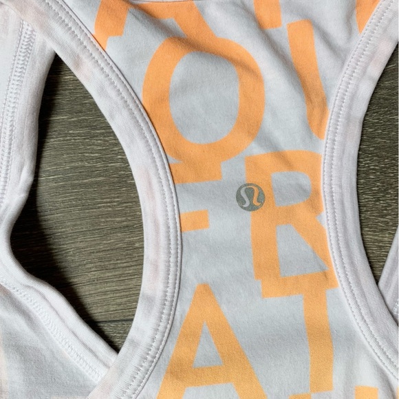 Lululemon Tank Top Rainbow Letter Logo Print Sleeveless White Racerback Size 2 - Picture 10 of 13